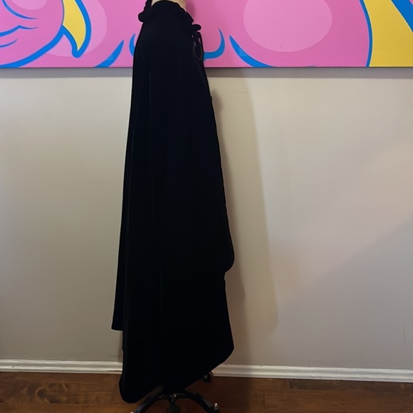 Eugene Alexander Black Velvet Cape Cloak Vintage 1980s - Picture 6 of 10